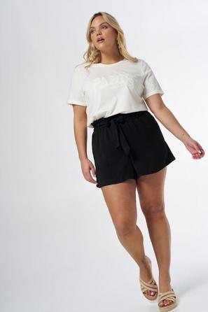 Short avec ceinture offre à 15€ sur MS Mode