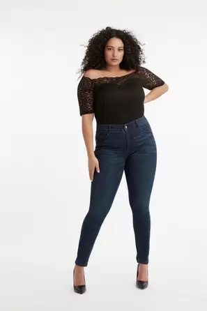 Jean coupe skinny SHAPES offre à 7,5€ sur MS Mode