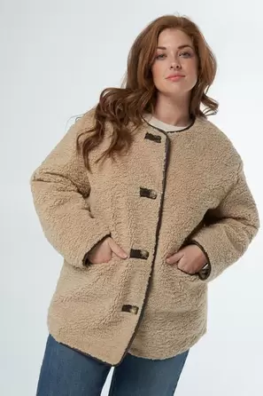 Veste teddy avec détails en cuir offre à 55,99€ sur MS Mode