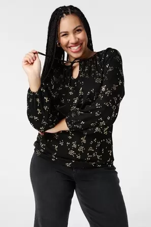 Top avec détails métalliques offre à 20,99€ sur MS Mode