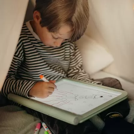 Tablette lumineuse kidydraw offre à 39,9€ sur Nature et Découvertes