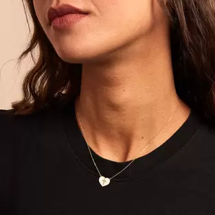 Collier Lawrie Or Jaune Nacre  - 42 cm offre à 139€ sur Marc Orian