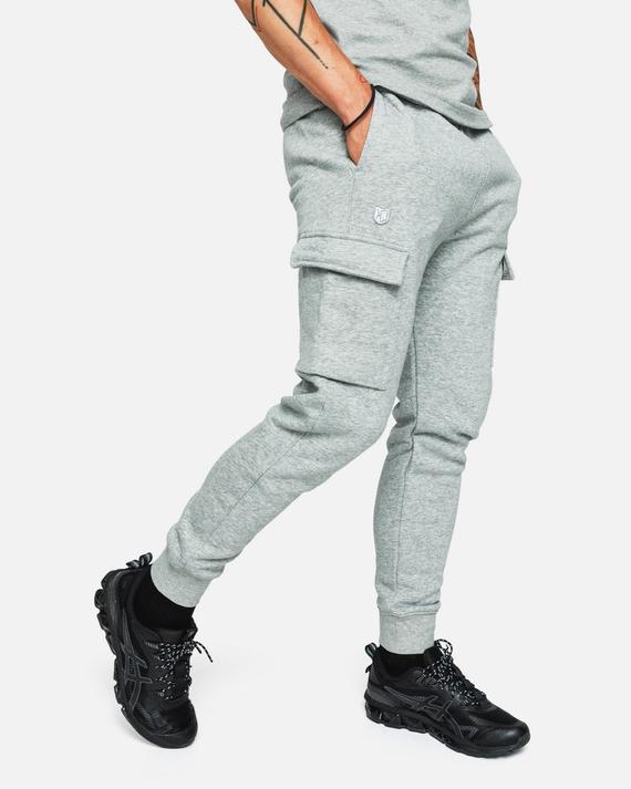 Pantalon FK Cargo - Gris                                        3               couleurs offre à 47,2€ sur Footkorner