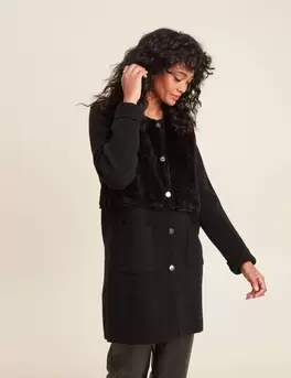 Veste droite buste bouclette noir femme offre à 79,99€ sur Bréal