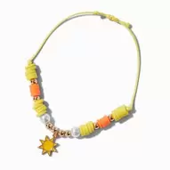 Bracelet réglable avec billes jaunes soleil couleur dorée offre à 1,25€ sur Claire's