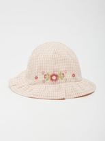 Embroidered chalk gingham hat offre à 29€ sur Natalys