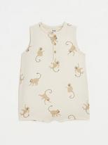 Short jumpsuit with monkey pattern offre à 25€ sur Natalys