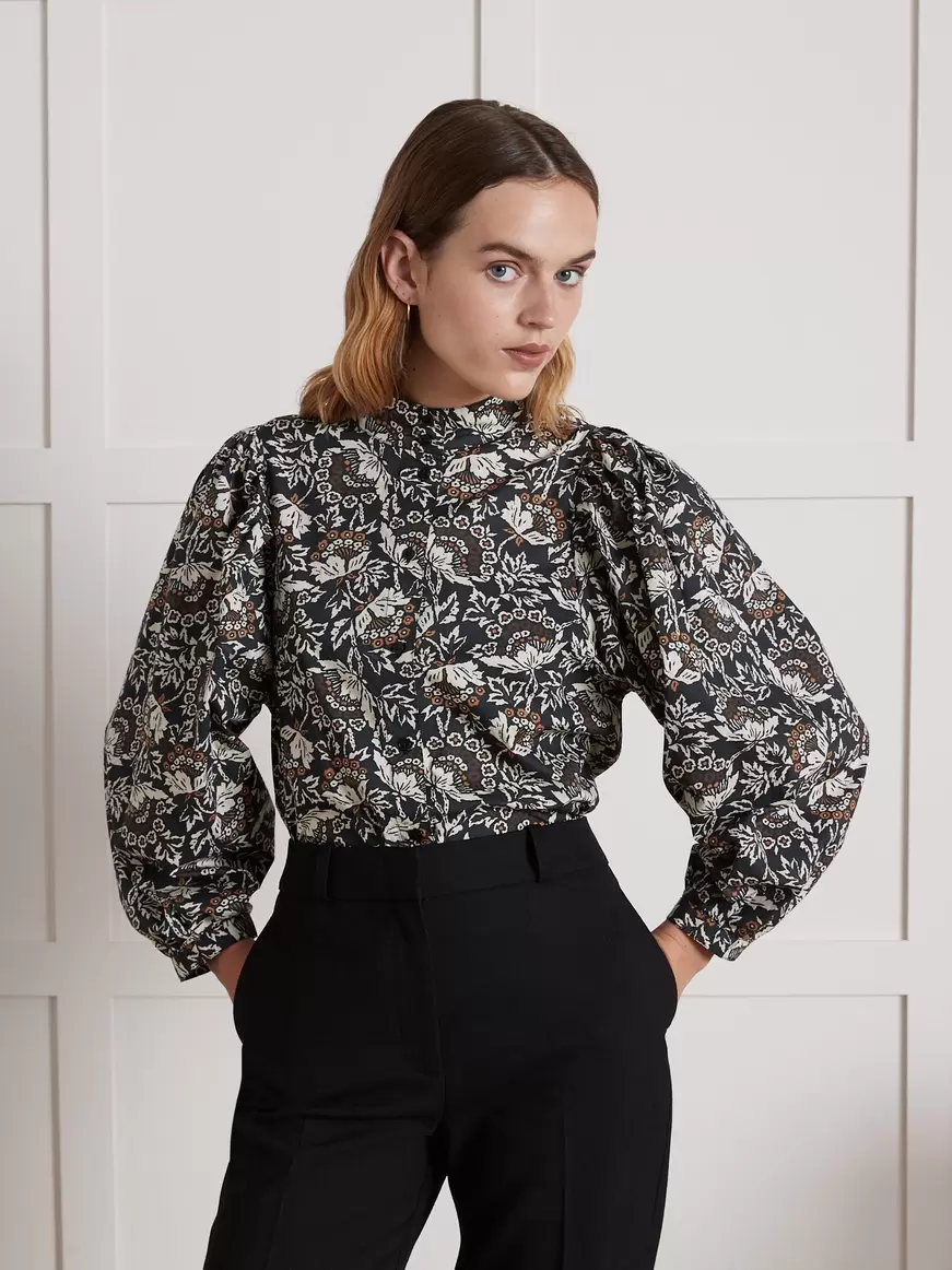 Blouse manches ballon femme imprimé Amélia Pablo Piatti offre à 119€ sur Cyrillus