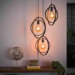 Suspension industrielle étagée 3 lampes anneaux croisés TRIBECA offre à 199,2€ sur Pier Import