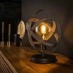 Lampe à poser industrielle forme globe RALF offre à 95,2€ sur Pier Import