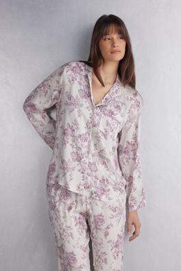 Haut de pyjama ouvert devant en satin GRACEFUL SIM... offre à 29,95€ sur Intimissimi