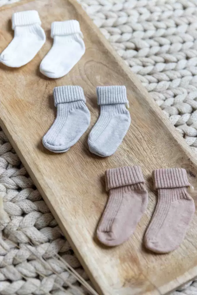 Coffret chaussettes Coton écru offre à 65€ sur Tartine et chocolat