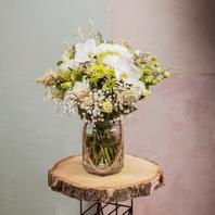 Bouquet du fleuriste blanc offre à 29,9€ sur Carrément Fleurs