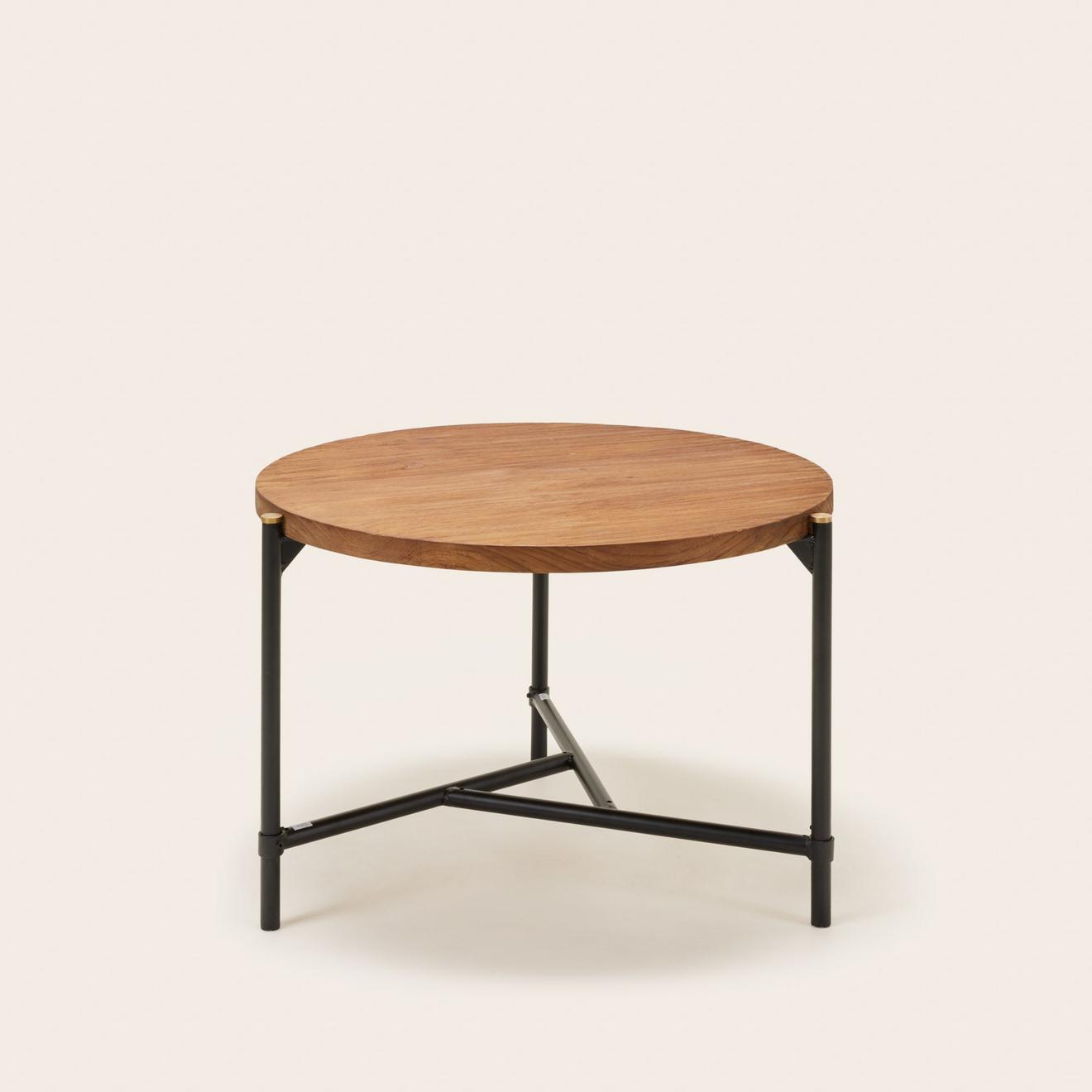 Table basse Thimea teck recyclé et noir offre à 279€ sur Madura