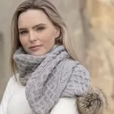 Echarpe Pompons Grise Inis Crafts offre à 39,87€ sur Le Comptoir irlandais