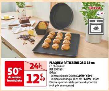 PLAQUE À PÂTISSERIE 28 X 38 cm offre à 12,49€ sur Auchan