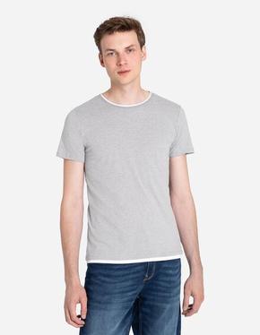 T-shirt - Look double épaisseur offre à 9,99€ sur Takko