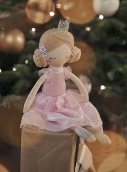 Poupée chiffon rose Princess Doll offre à 29,99€ sur Sergent Major
