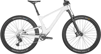 Scott Spark 930 white (EU)  tailleM offre à 3439,2€ sur Culture Vélo