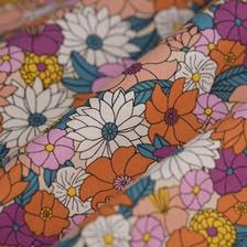 Tissu cretonne bouquet serti multicolore offre à 8,99€ sur Mondial Tissus