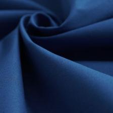 Tissu Cristina cretonne bleu indigo offre à 6,99€ sur Mondial Tissus