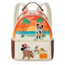 Loungefly Mini sac à dos de plage Mickey et Minnie offre à 85€ sur Disney