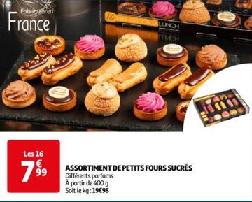 Assortiment De Petits Fours Sucrés