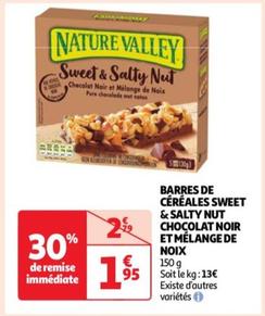 nature valley - barres de céréales sweet & salty nut chocolat noir et mélange de noix