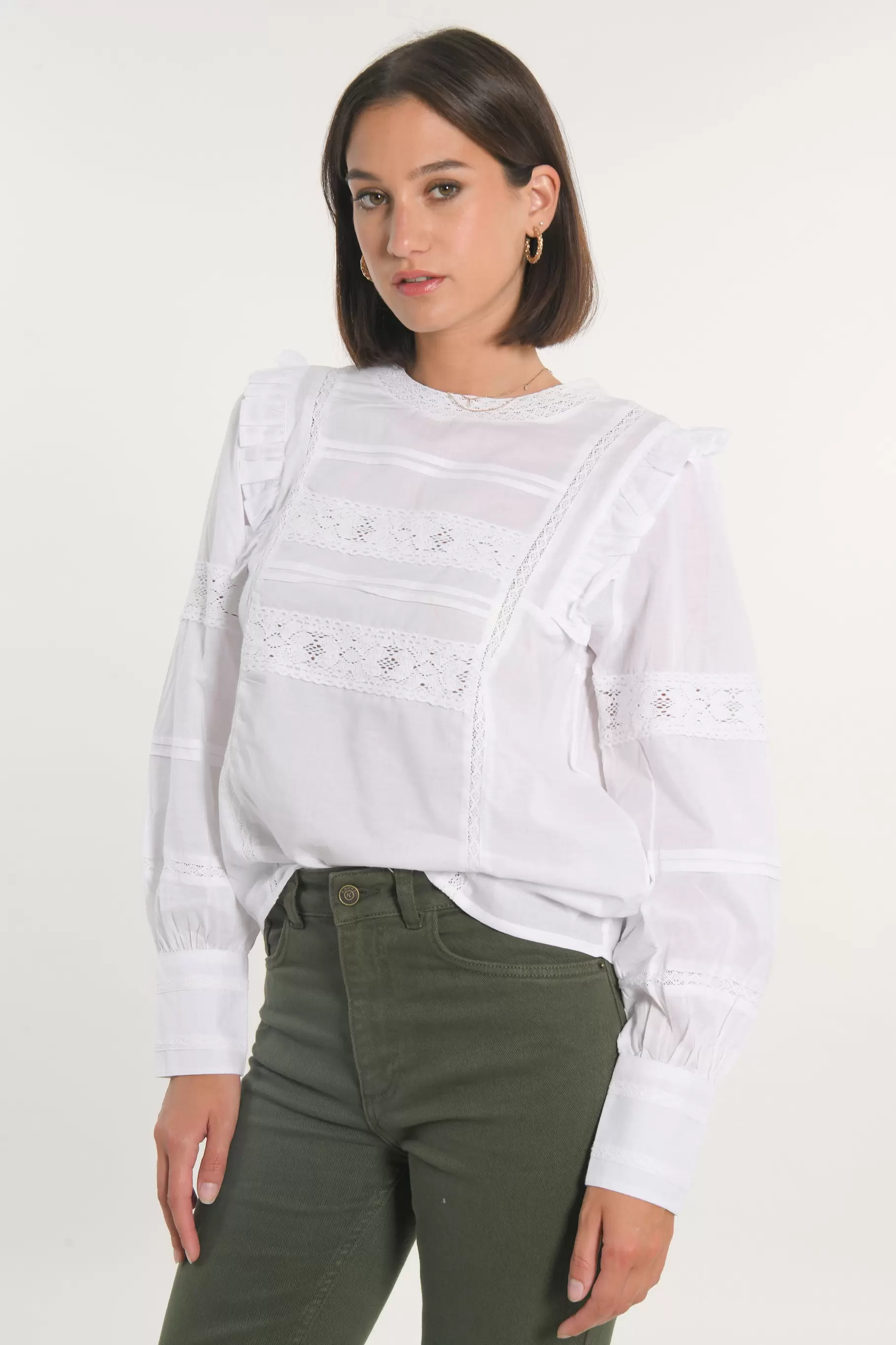 BLOUSE DENTELLE LEA BLANC offre à 44,5€ sur Kookai