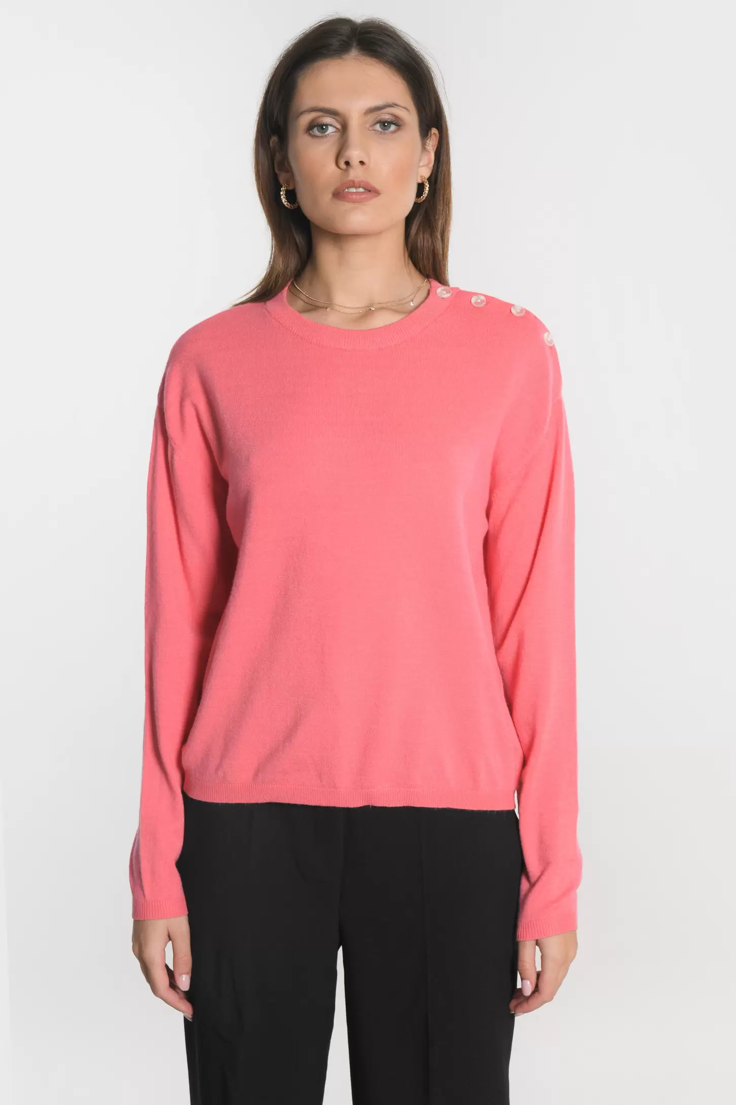 PULL BOUTONNE NOLWENN ROSE offre à 47,4€ sur Kookai