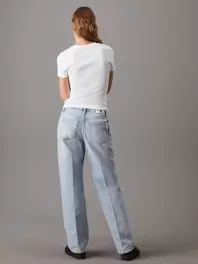 Jean straight trouser 90's offre à 90€ sur Calvin Klein