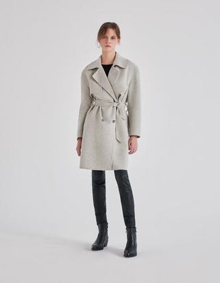 Manteau taupe clair forme trench offre à 415€ sur IKKS