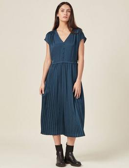 Robe midi évasée plissée satin bleu canard femme offre à 59,99€ sur Bonobo