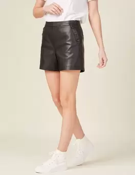 Short droit simili cuir à pont noir femme offre à 21,59€ sur Bonobo