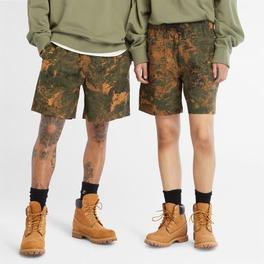 Short tissé imprimé unisexe en imprimé offre à 48€ sur Timberland