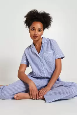 Chemise de pyjama à rayures femme offre à 14€ sur Grain de malice