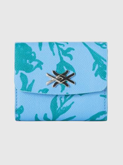 Portefeuille bleu ciel à motif floral offre à 22,95€ sur United Colors Of Benetton