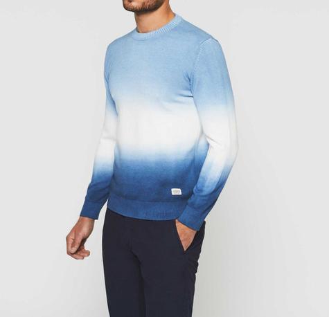 Pull col rond dégradé bleu ciel "Droguo" offre à 45€ sur Izac