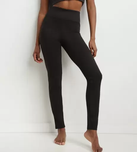 Legging pour femme Noir effet galbant Dim Relax & Go offre à 26,99€ sur Dim