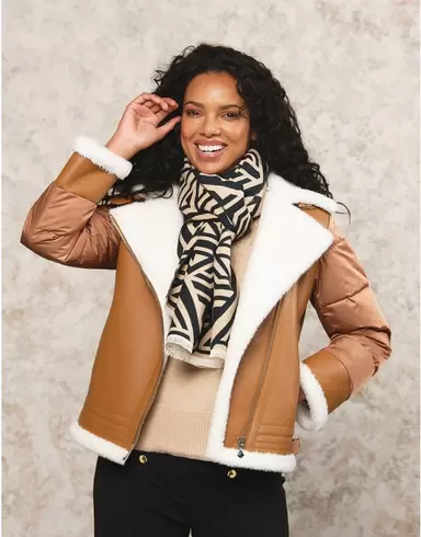 Manteau camel effet peau offre à 179,95€ sur Christine Laure