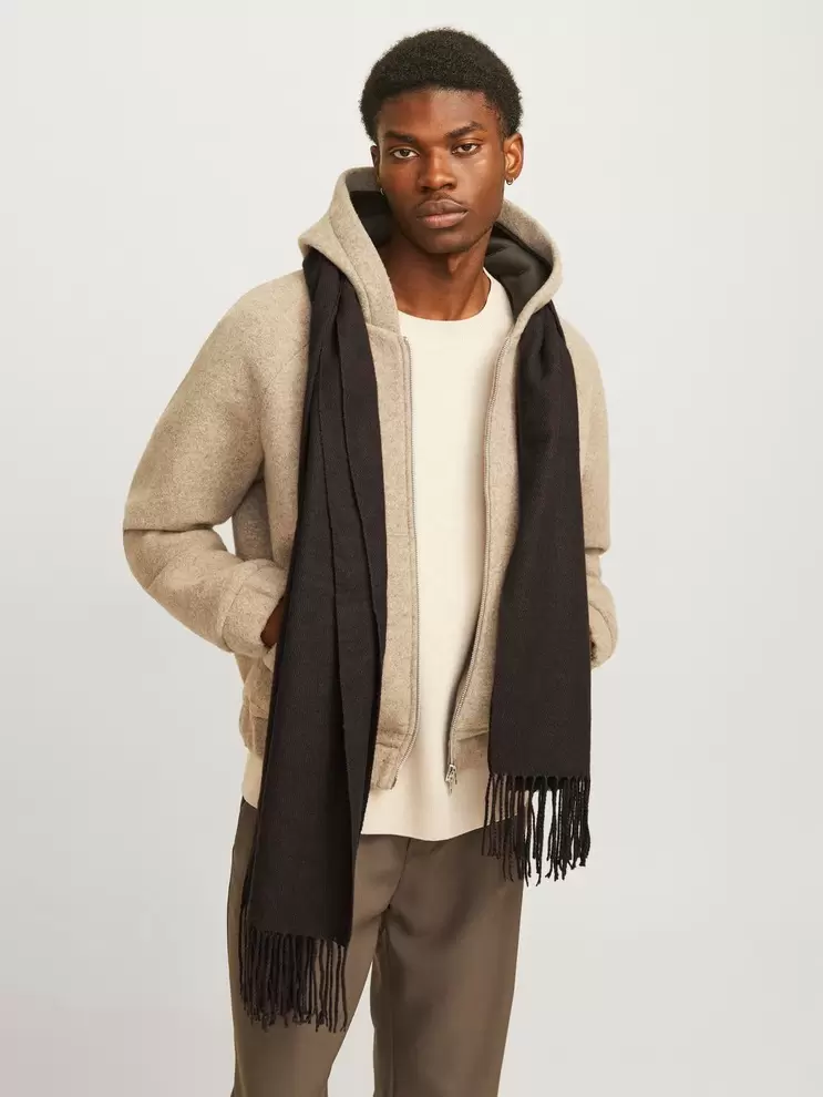 Écharpe oversize offre à 15,99€ sur Jack & Jones