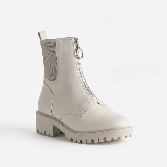 Chelsea boots TEXTO écru zippé offre à 79,99€ sur Texto