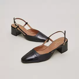 Slingbacks à petits talons en vernis et cuir noirs offre à 135€ sur Jonak