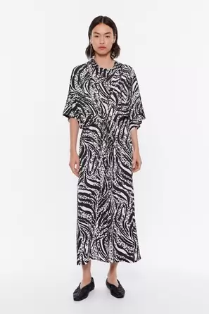 Robe liens Zebra ivoire offre à 108€ sur Bimba y Lola