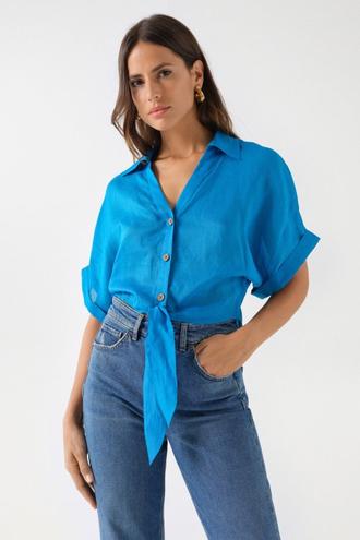 CHEMISE AVEC NOEUD À L'OURLET offre à 69,95€ sur Salsa