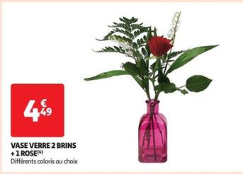 Vase Verre 2 Brins +1 Rose offre à 4,49€ sur Auchan Supermarché