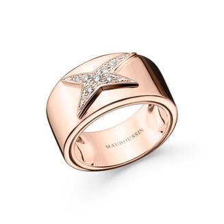 Bague Etoile Divine offre à 3317€ sur Mauboussin