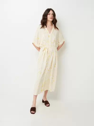 Robe Chemise Longue Cintrée Imprimée Fleurs - Jaune offre à 55€ sur Devianne