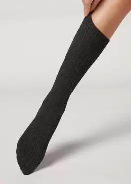 Chaussettes Courtes Côtelées en Laine et Cachemire offre à 6€ sur Calzedonia