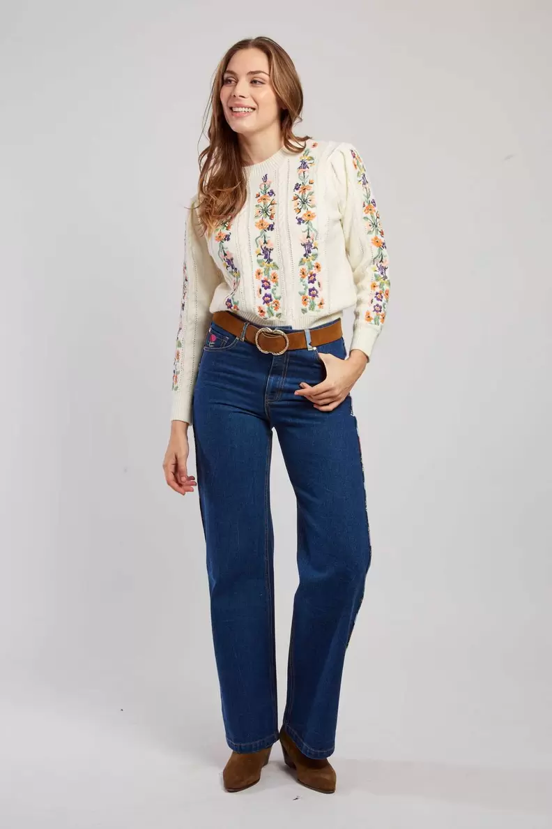 Pull en maille tressée avec broderie florale CALINE offre à 89€ sur René Derhy